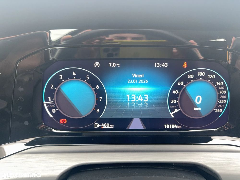 Volkswagen Golf 1.5 TSI ACT Style - 19