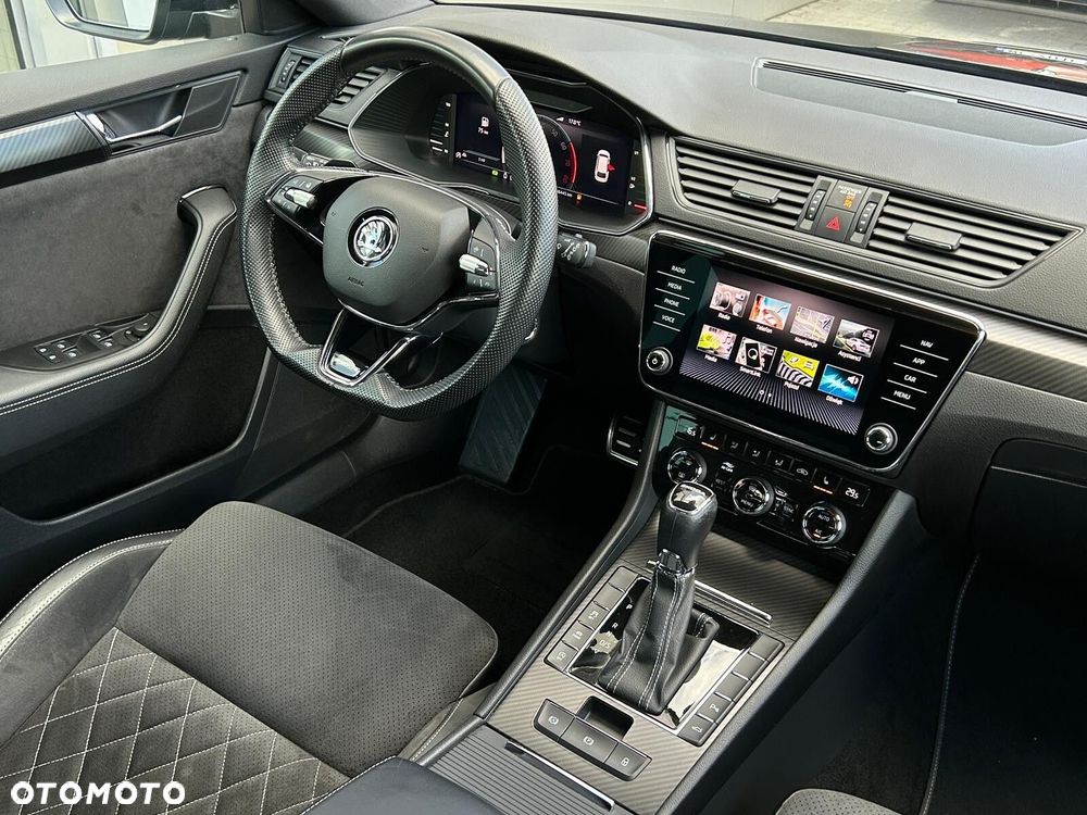 Skoda Superb 2.0 TSI Sportline DSG - 18