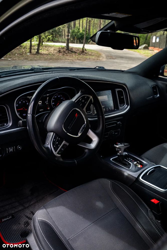 Dodge Charger - 10