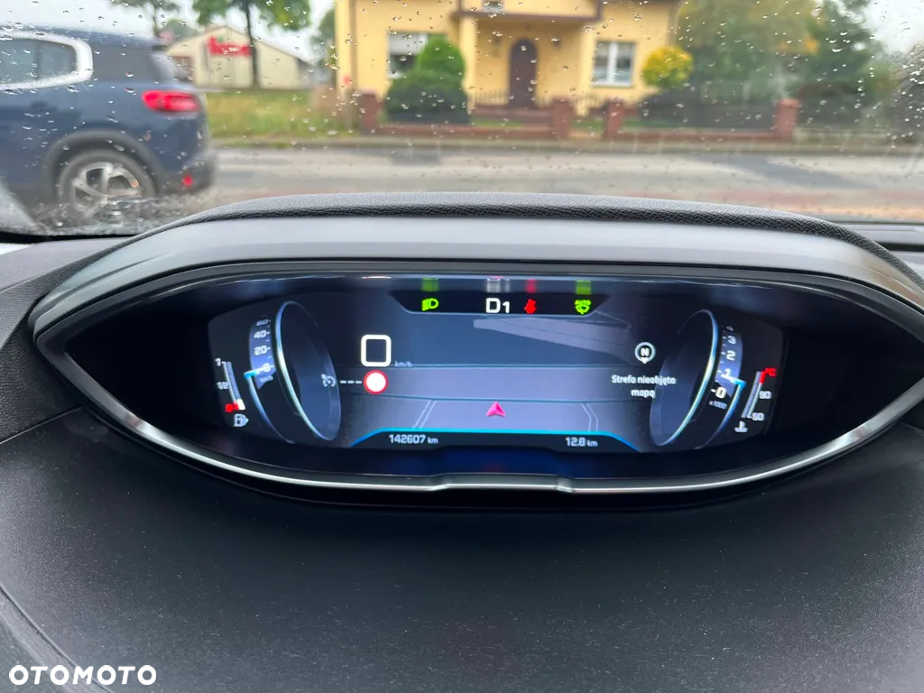 Peugeot 5008 - 13