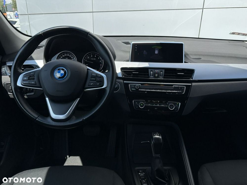 BMW X1 xDrive25e Advantage - 22