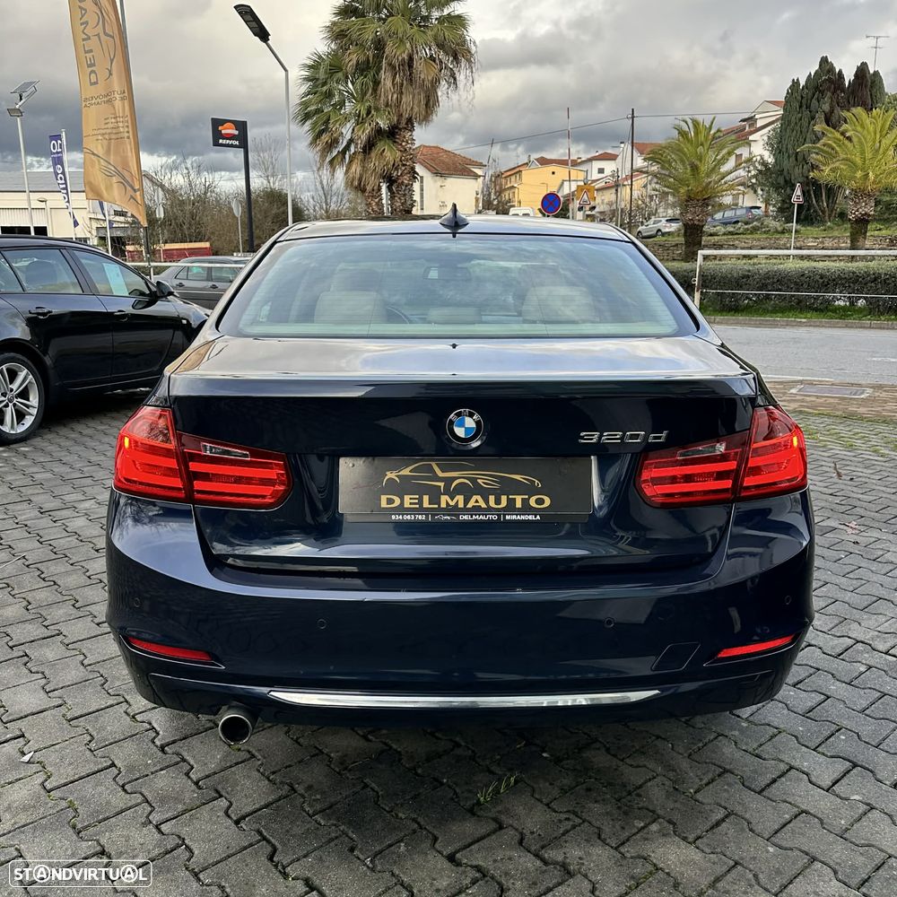 BMW 320 d Auto Line Luxury - 4