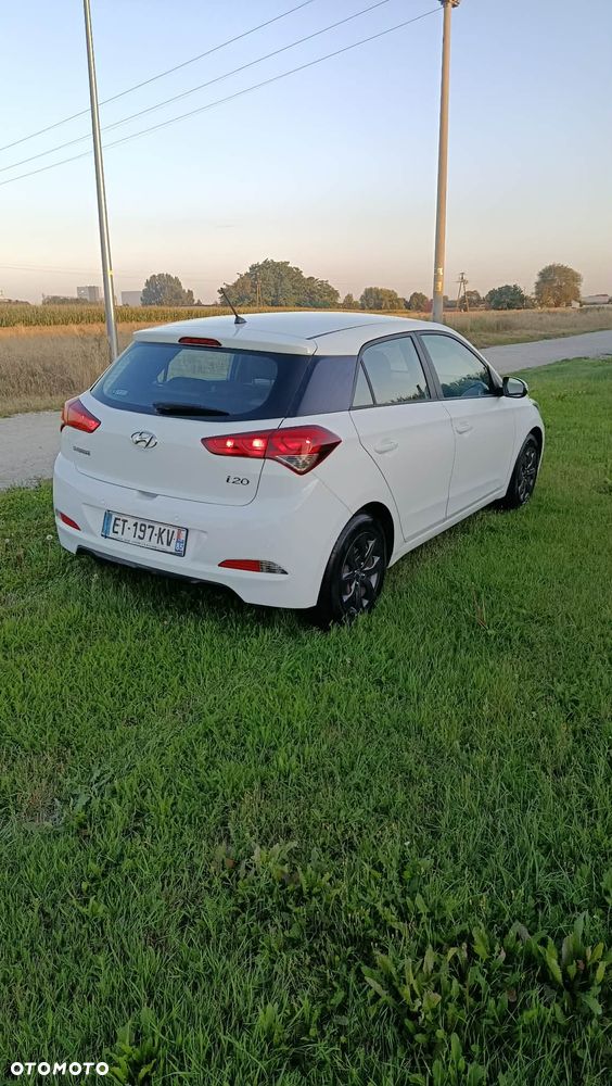 Hyundai i20 1.2 Comfort - 4