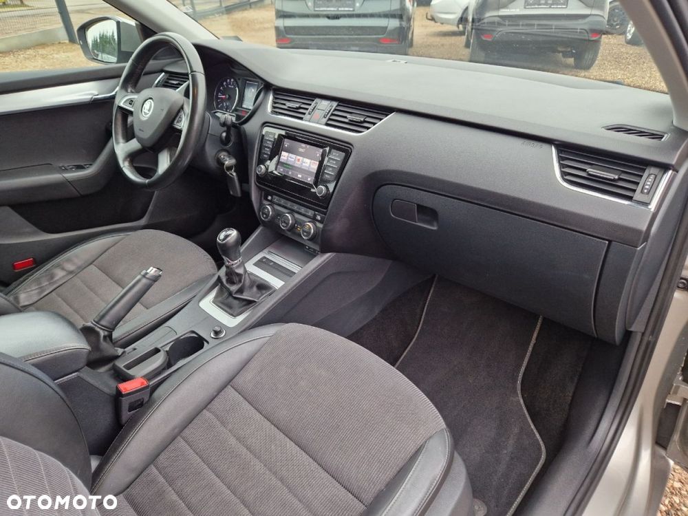 Skoda Octavia 1.6 TDI Ambition - 19