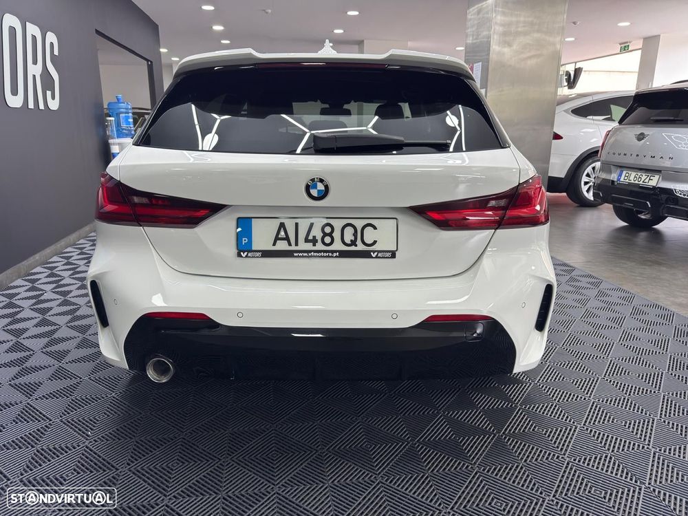 BMW 116 d Pack Desportivo M Auto - 4