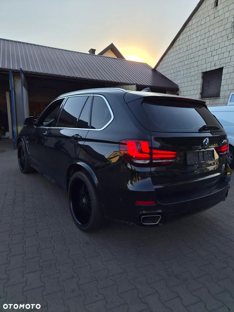 BMW X5 xDrive40d - 17