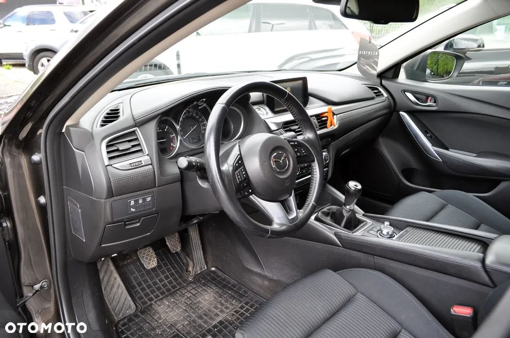 Mazda 6 - 12