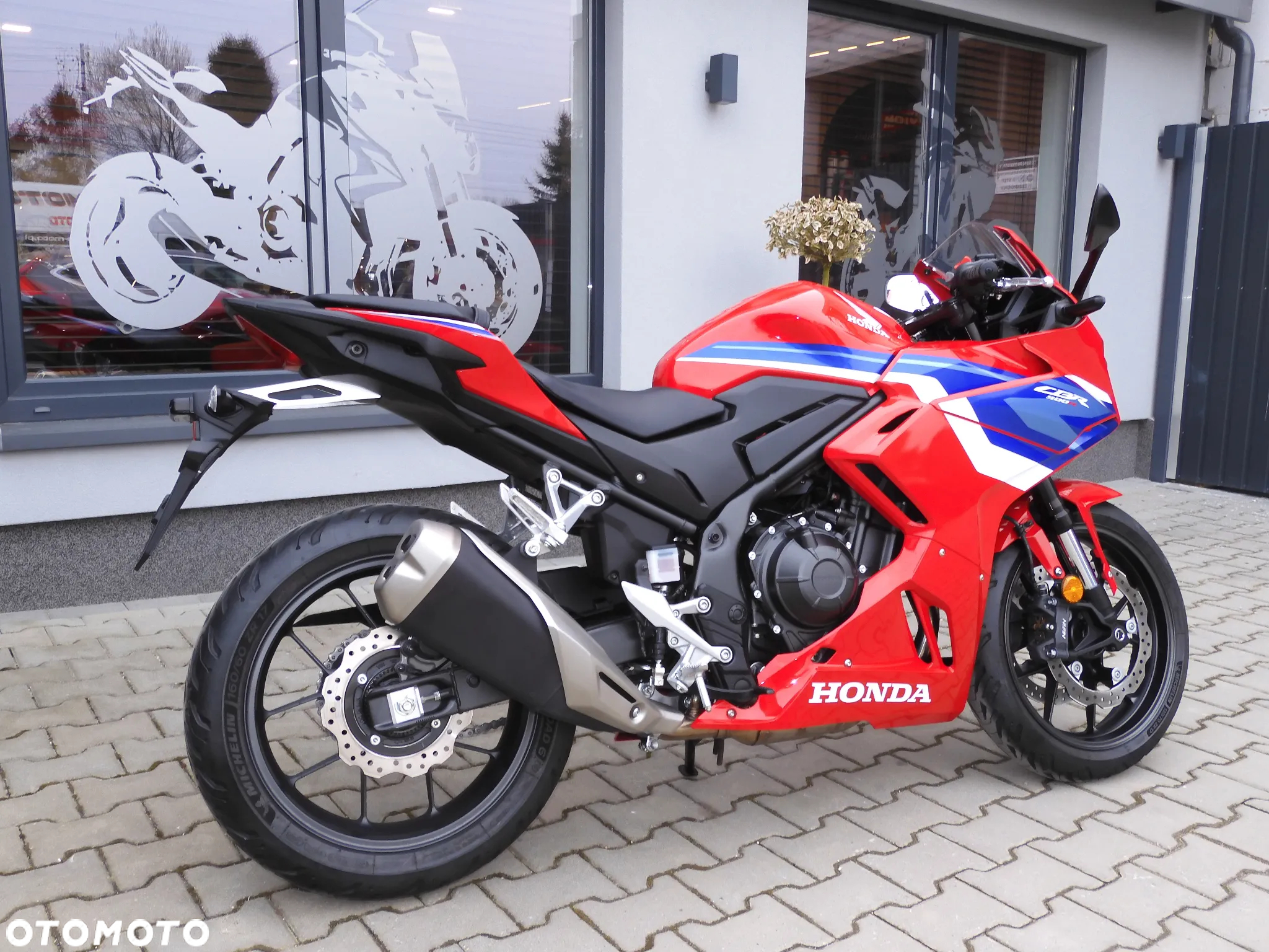 Honda CBR - 17