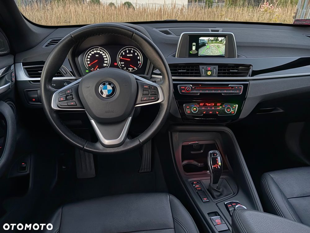 BMW X1 xDrive20i - 24