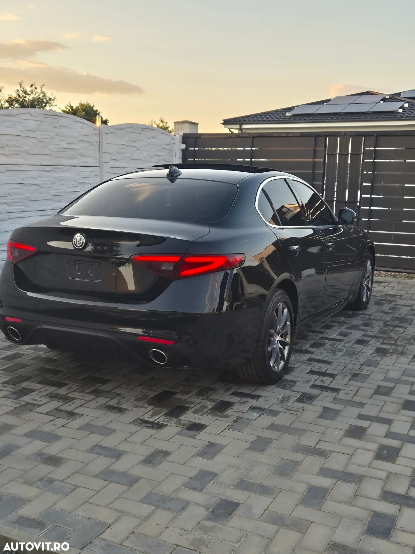 Alfa Romeo Giulia 2.0 Turbo AWD AT8 Veloce - 1