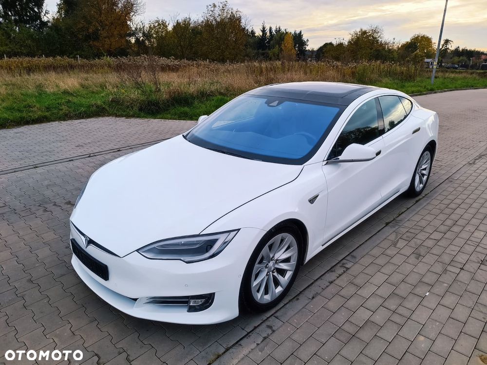 Tesla Model S Long Range Plus - 26