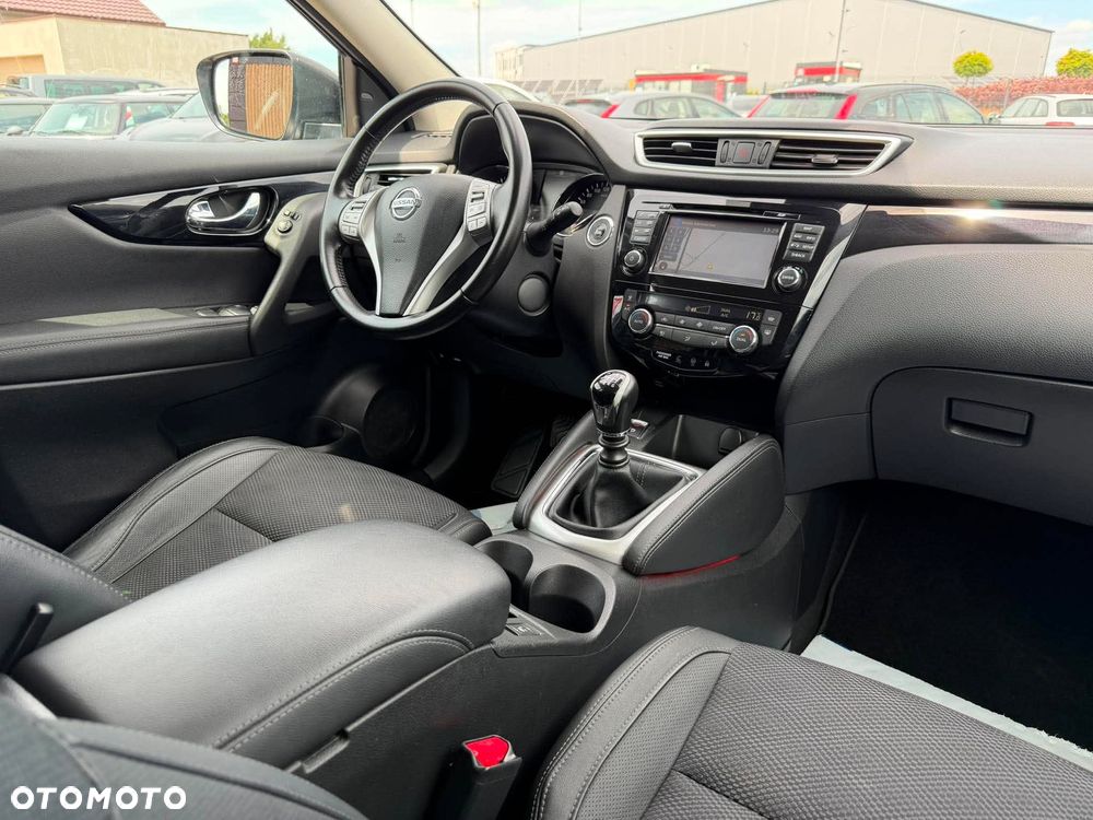 Nissan Qashqai 1.2 DIG-T Tekna - 10