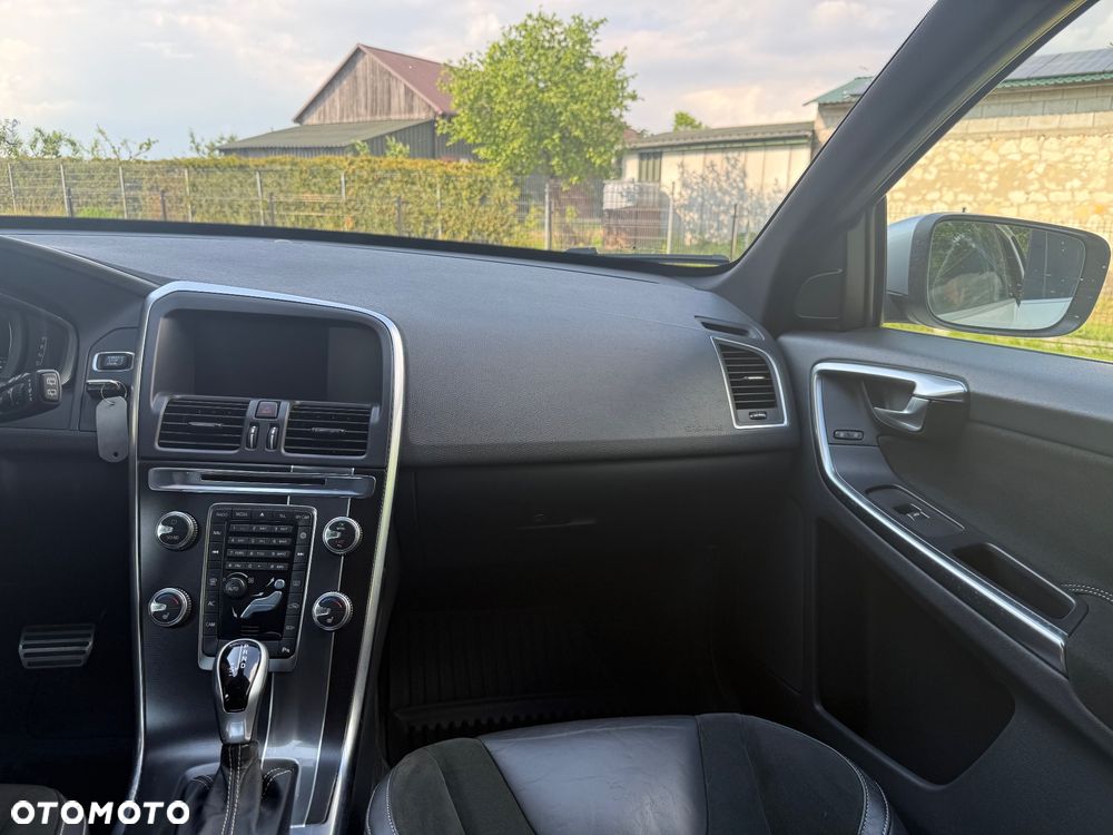 Volvo XC 60 D4 Drive-E Summum - 30