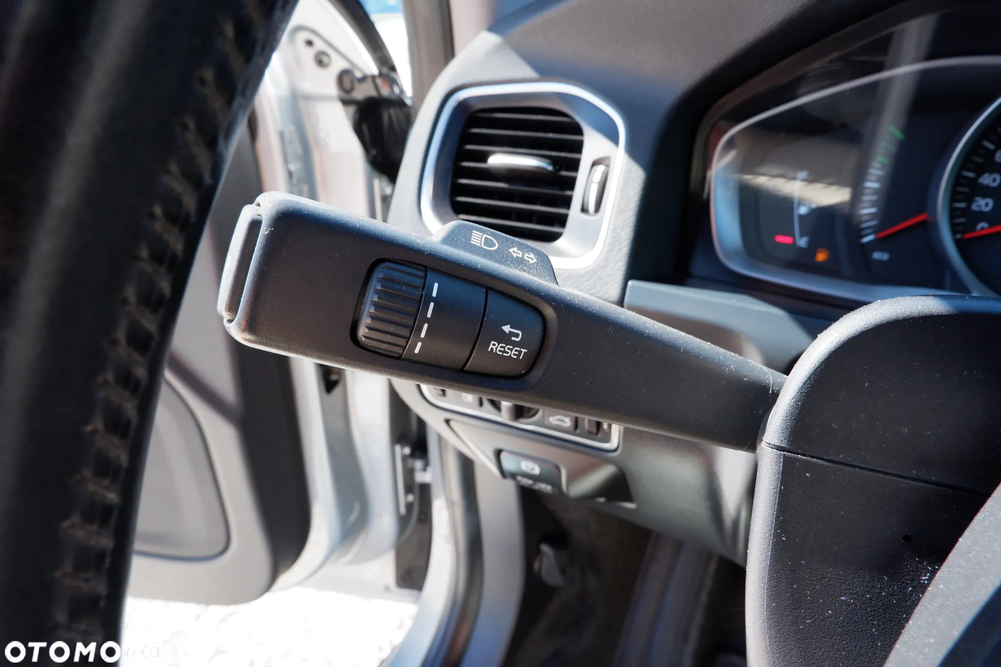 Volvo V60 D3 Geartronic Kinetic - 16