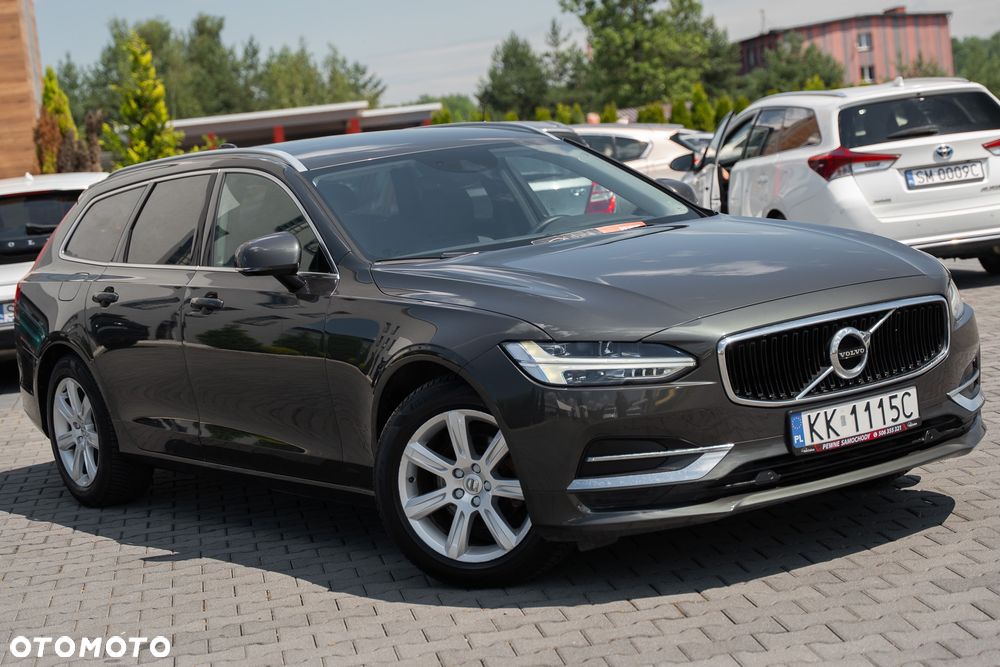 Volvo V90 D3 Geartronic Momentum Pro - 4