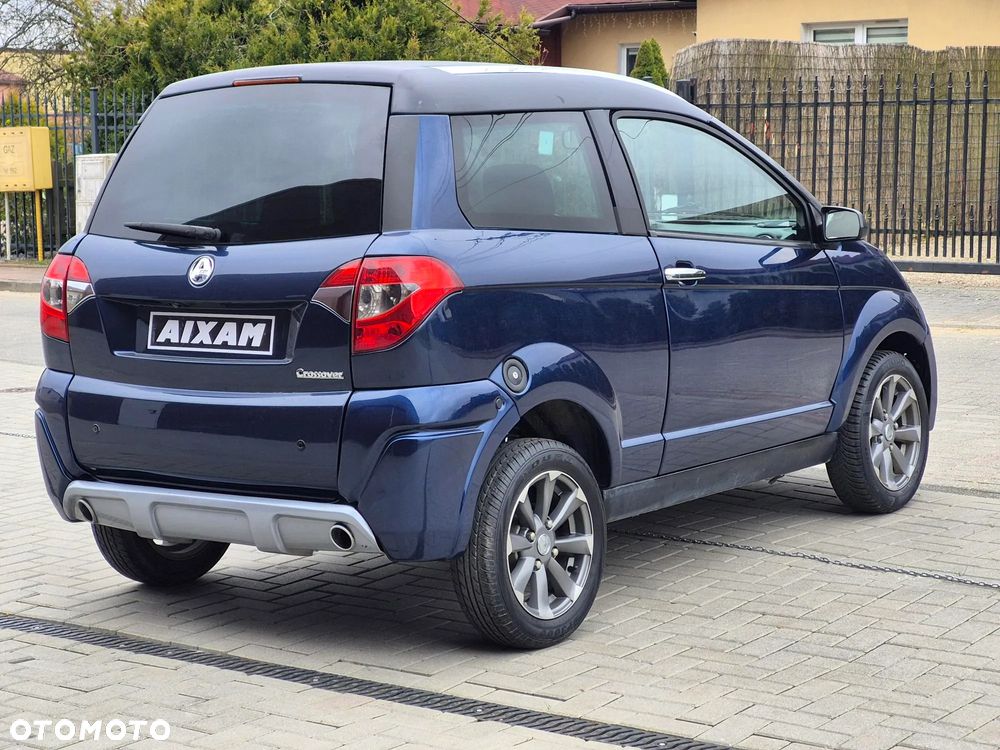 Aixam Crossover - 16