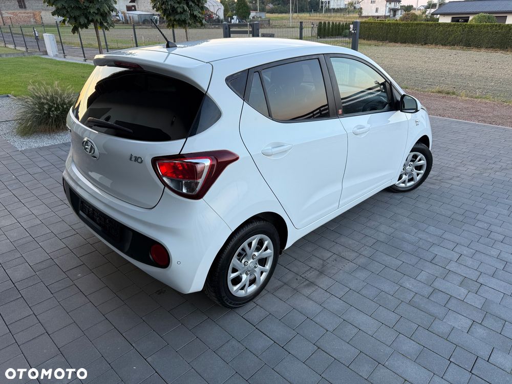 Hyundai i10 - 11