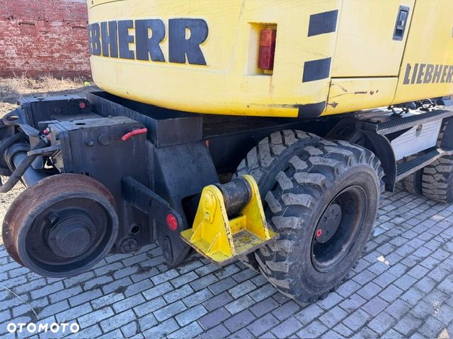Liebherr A 900 C ZW - 8