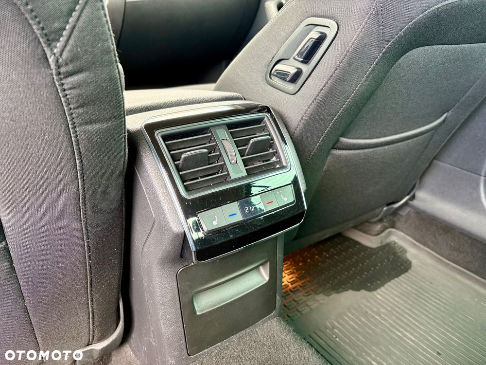 Skoda Superb 2.0 TDI SCR Style DSG - 17