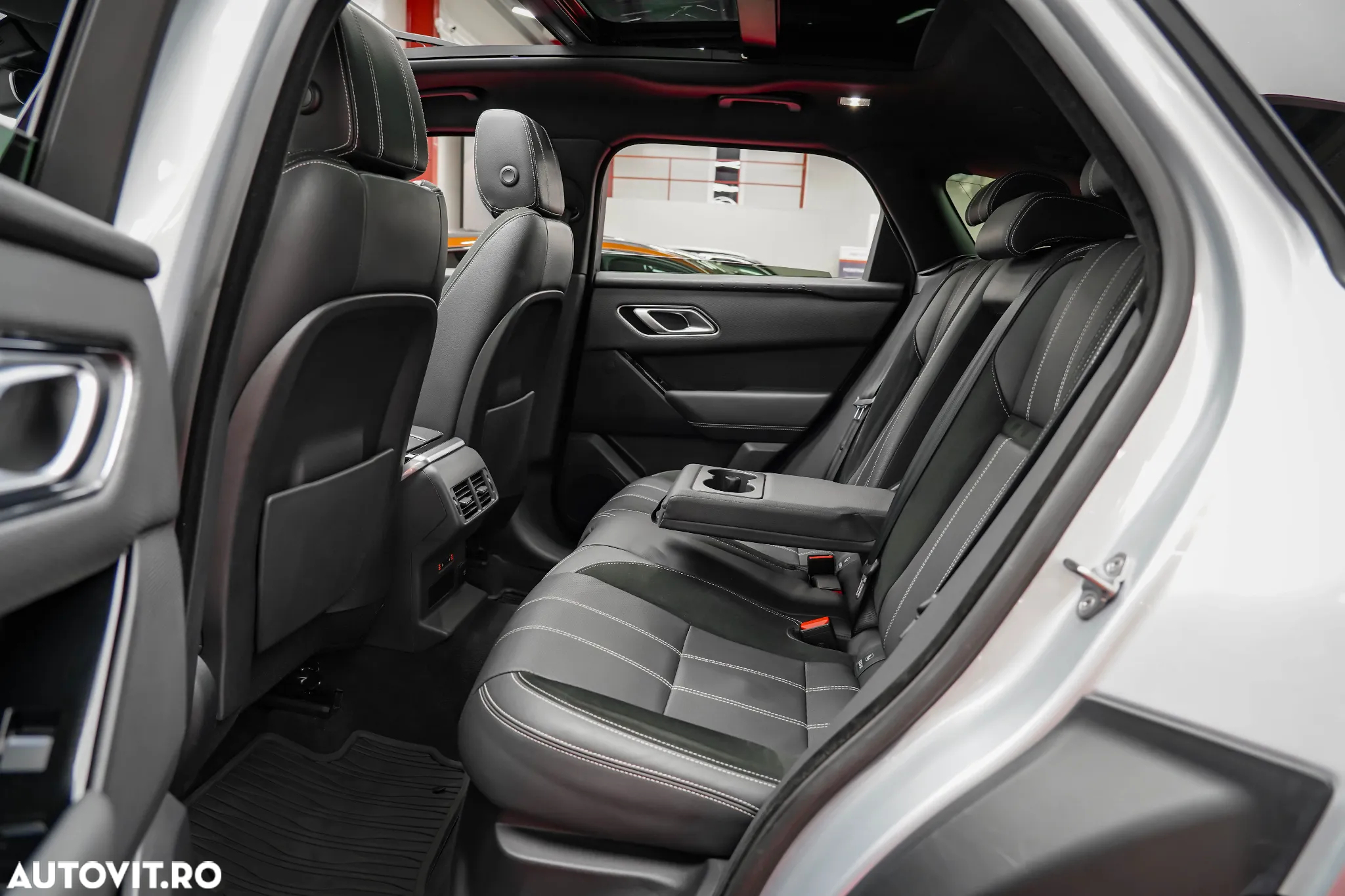 Land Rover Range Rover Velar R-Dynamic 2.0 D200 MHEV HSE - 10