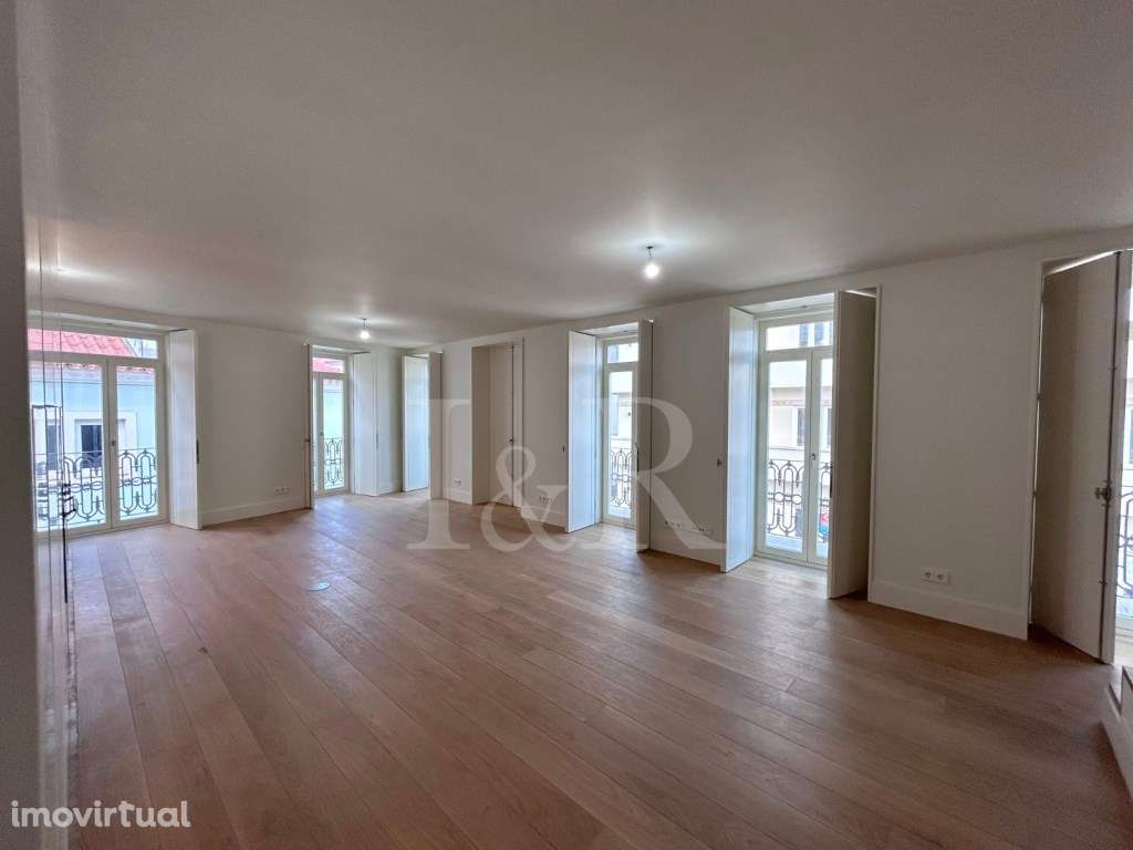 Apartamento T2 duplex com estacionamento, Capuchos Residences, Lisboa - Grande imagem: 2/44