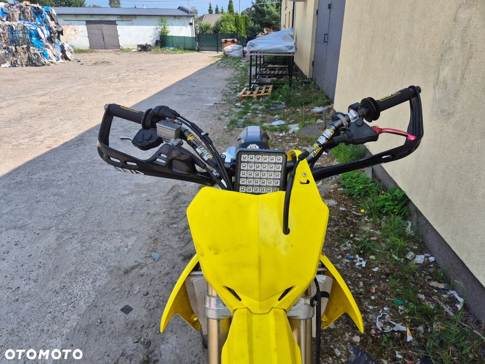 Suzuki RM-Z - 7