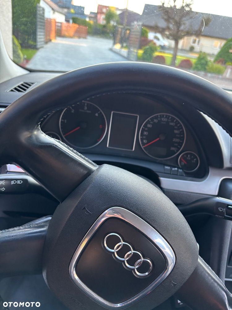 Audi A4 Avant 1.9 TDI - 8