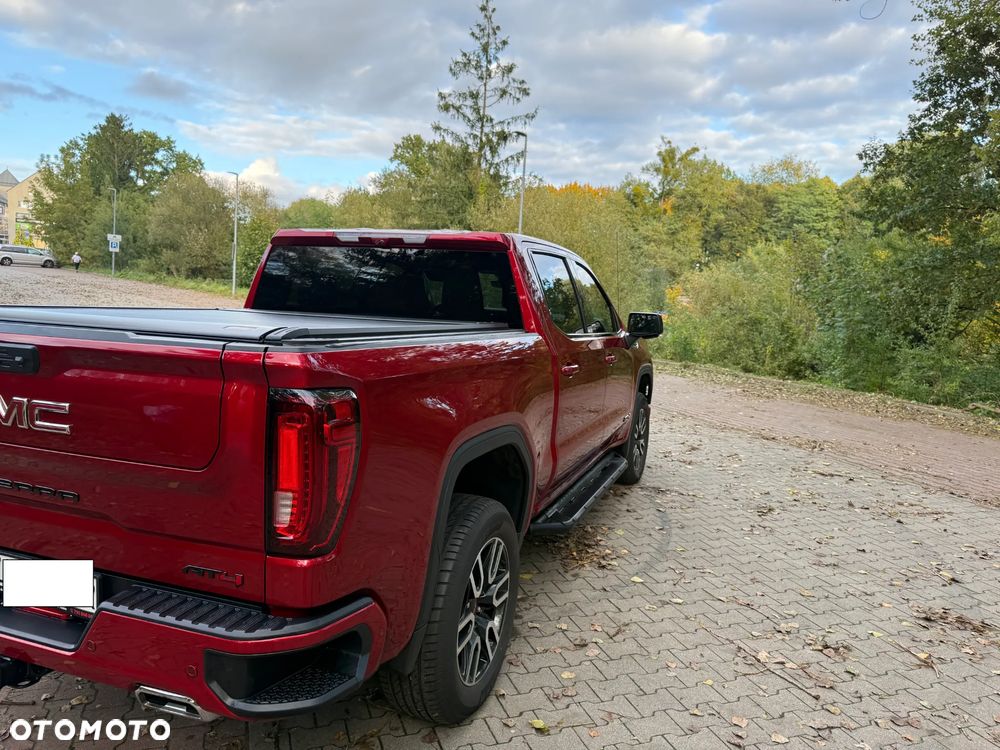 GMC Sierra - 4