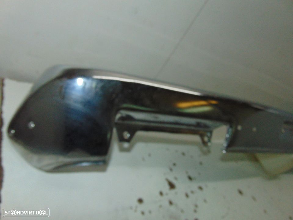 Datsun 620 pick-up pára-choques da frente novo - 1