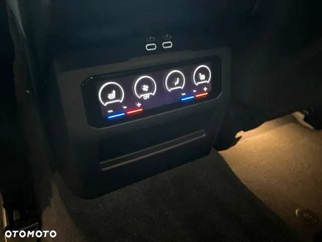 BMW M5 CS - 12