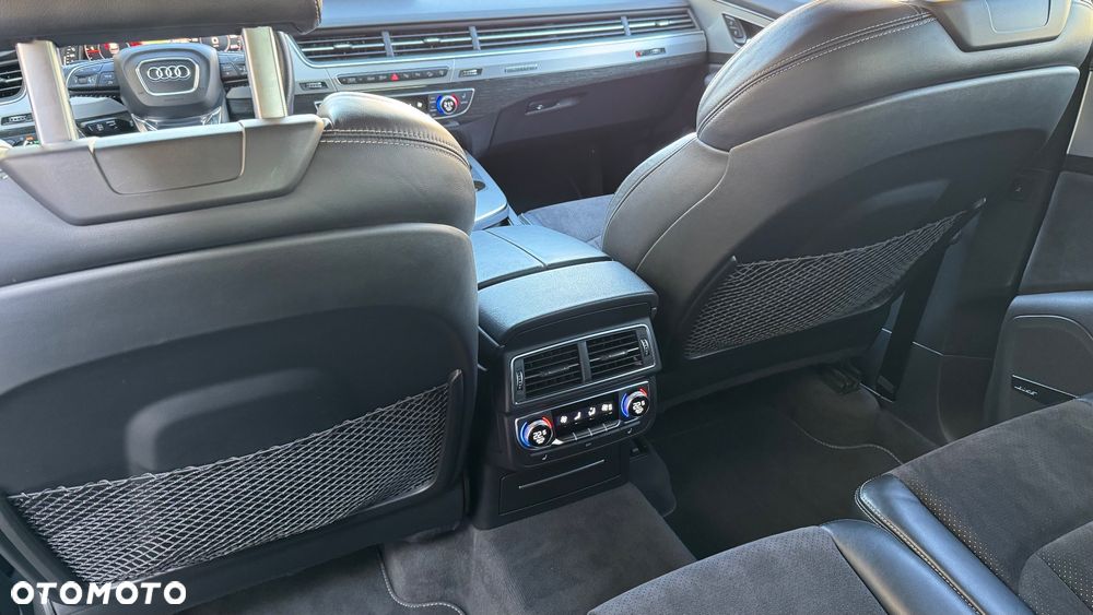 Audi Q7 - 29