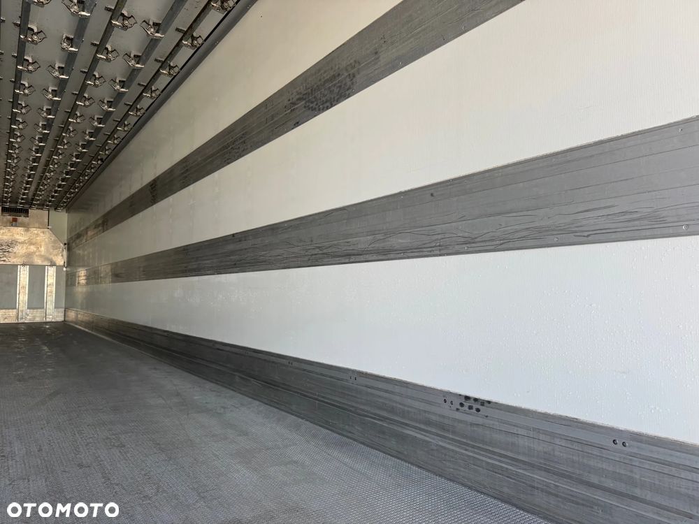 Krone Hakowa, Thermo King SLXi 400 - 13