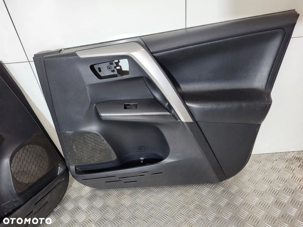 Toyota Rav4 IV Tapicerka Drzwi Lewa Prawa Przód - 2
