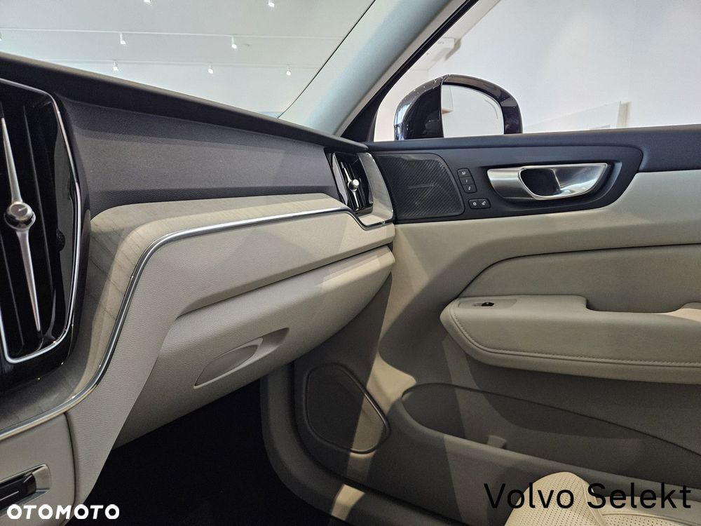 Volvo XC 60 - 19