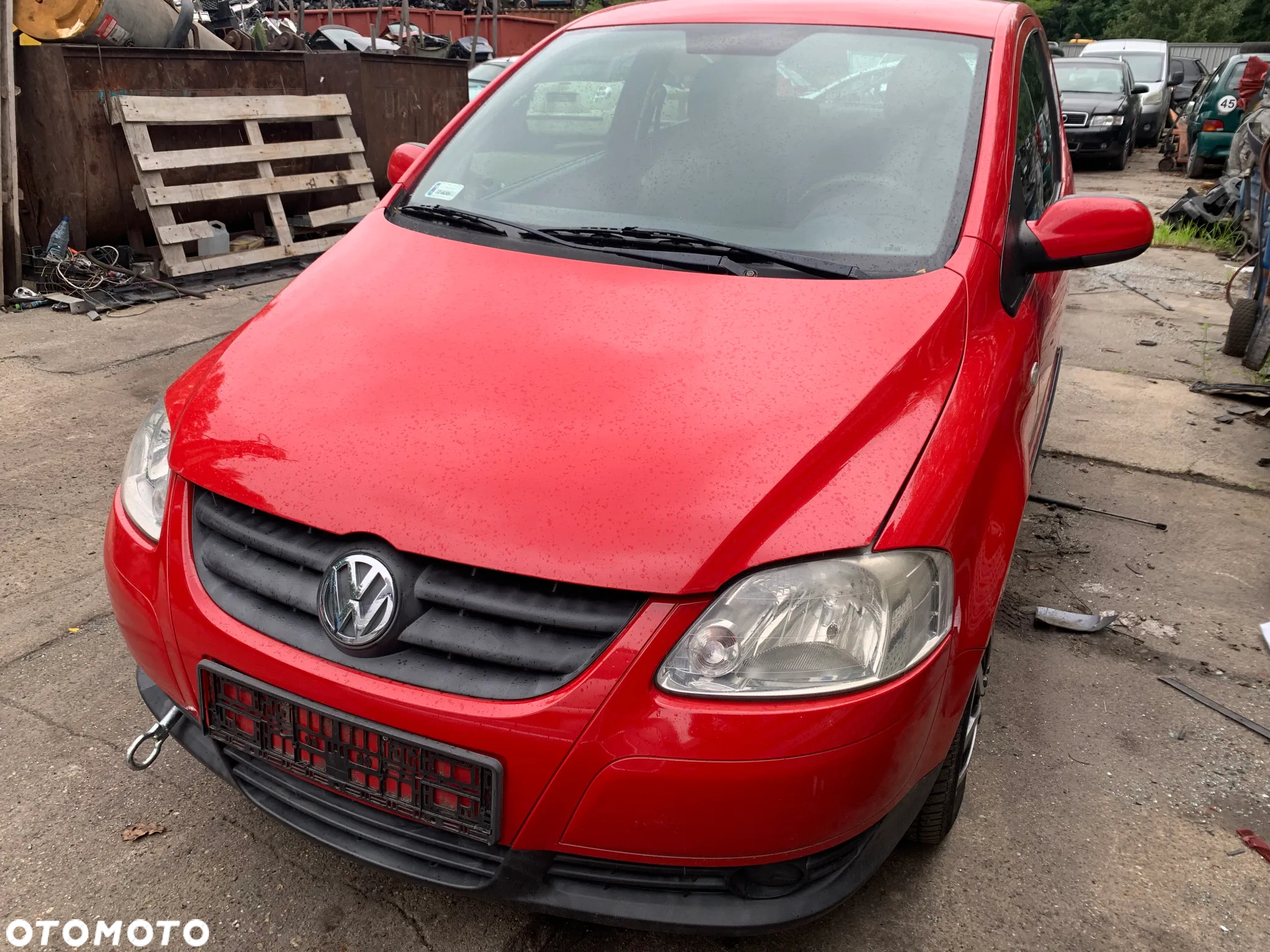 VOLKSWAGEN FOX ZDERZAK PRZEDNI LY3D - 2