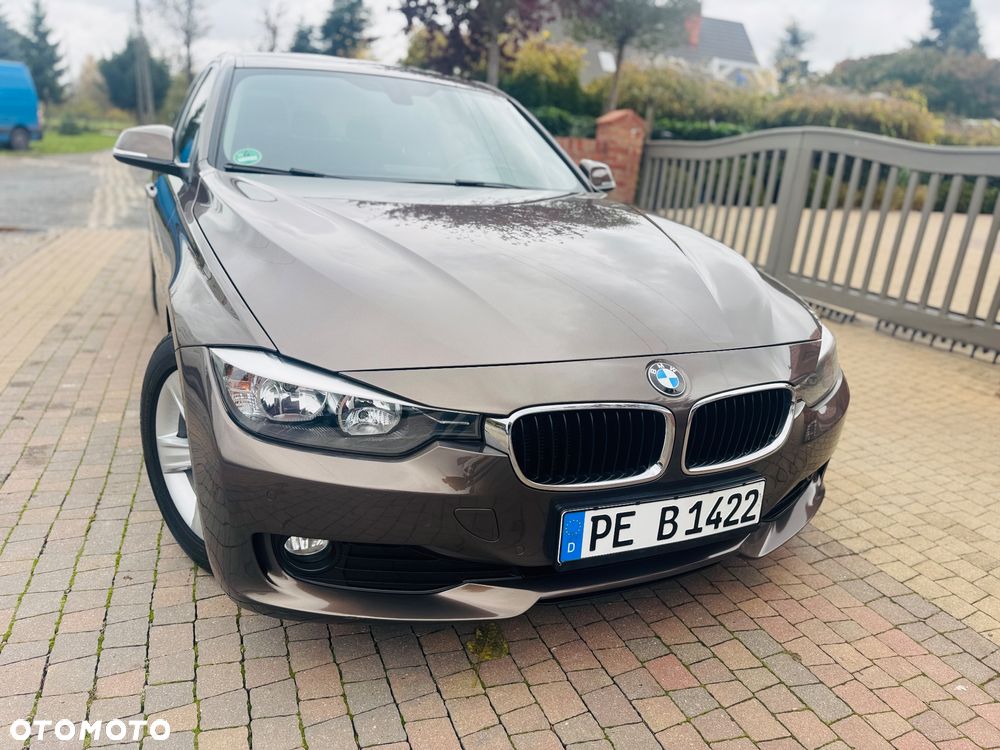 BMW Seria 3 316d DPF Edition Exclusive - 27