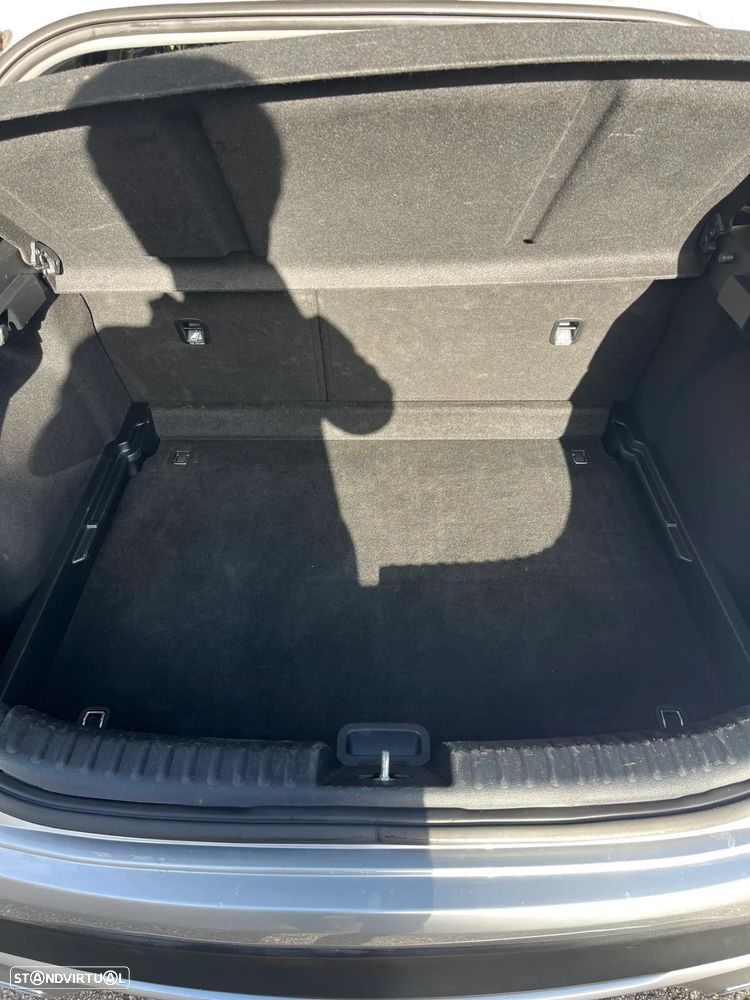 Kia XCeed 1.0 T-GDI Tech - 12