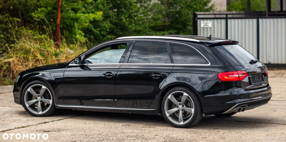 Audi A4 Avant 2.0 TDI DPF quattro S line Sportpaket - 15