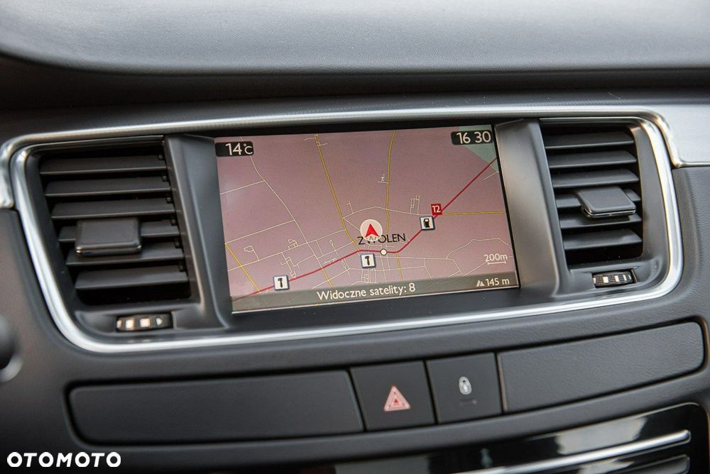 Peugeot 508 RXH 2.0 HDi HYbrid4 - 21