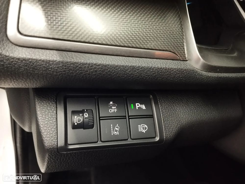 Honda Civic 1.0 i-VTEC Elegance Navi - 18