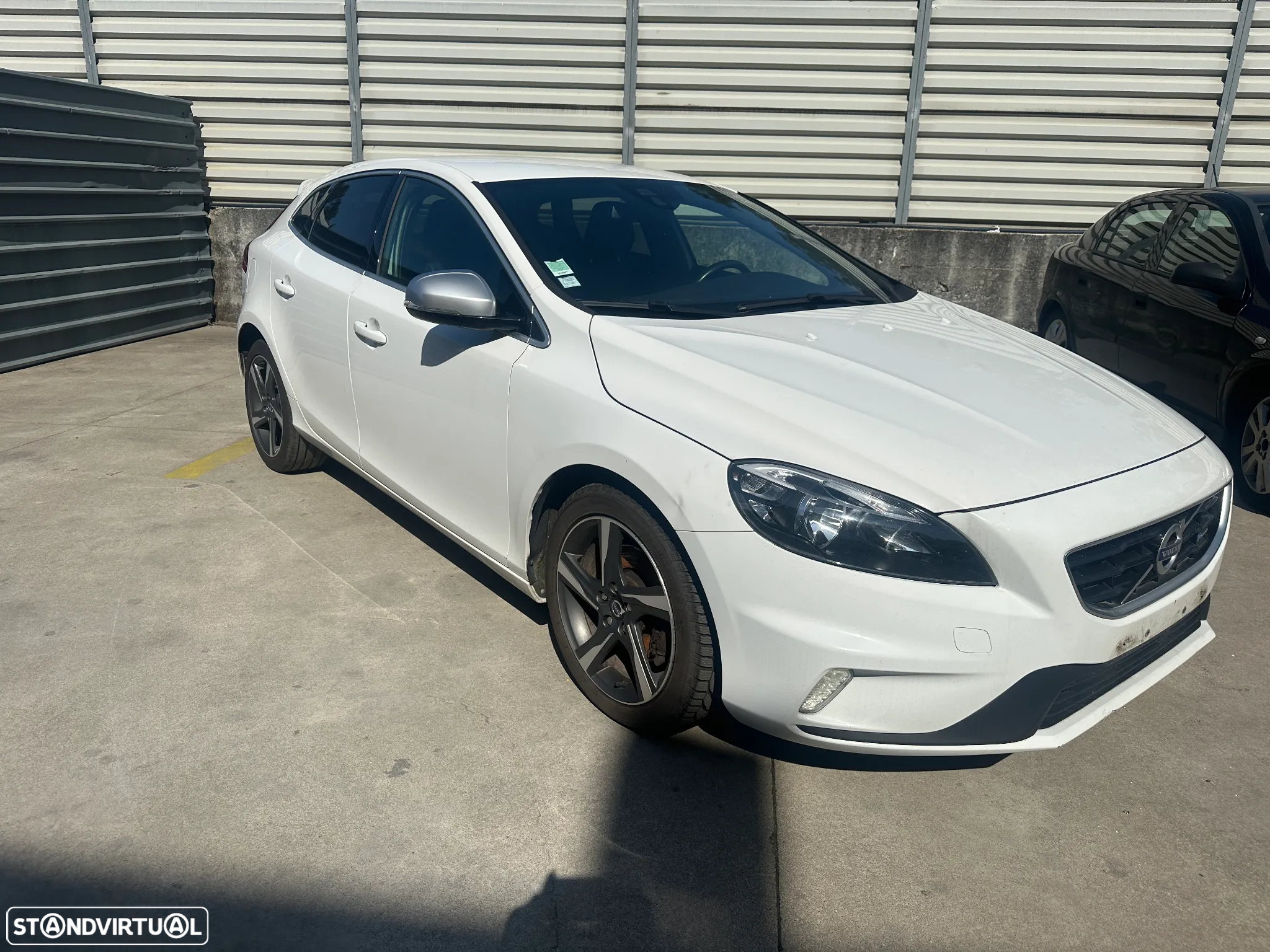 VOLVO V40 1.6 T4 180CV R-DESIGN DE 2015 - 2