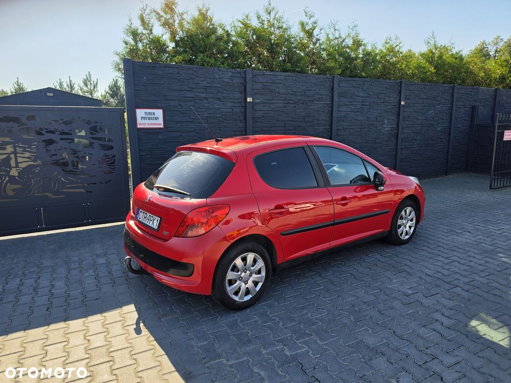 Peugeot 207 - 3