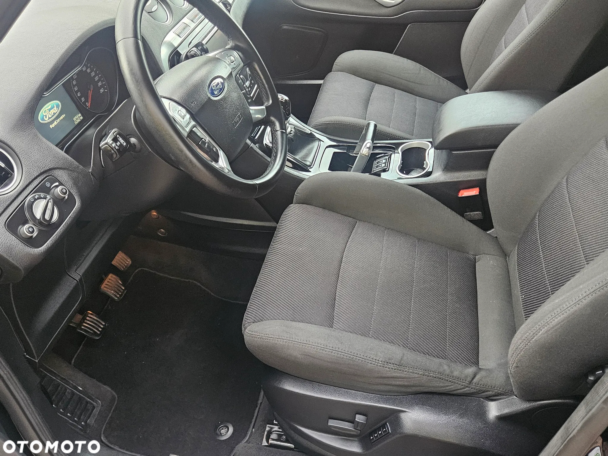 Ford S-Max 2.0 TDCi DPF Titanium X - 14