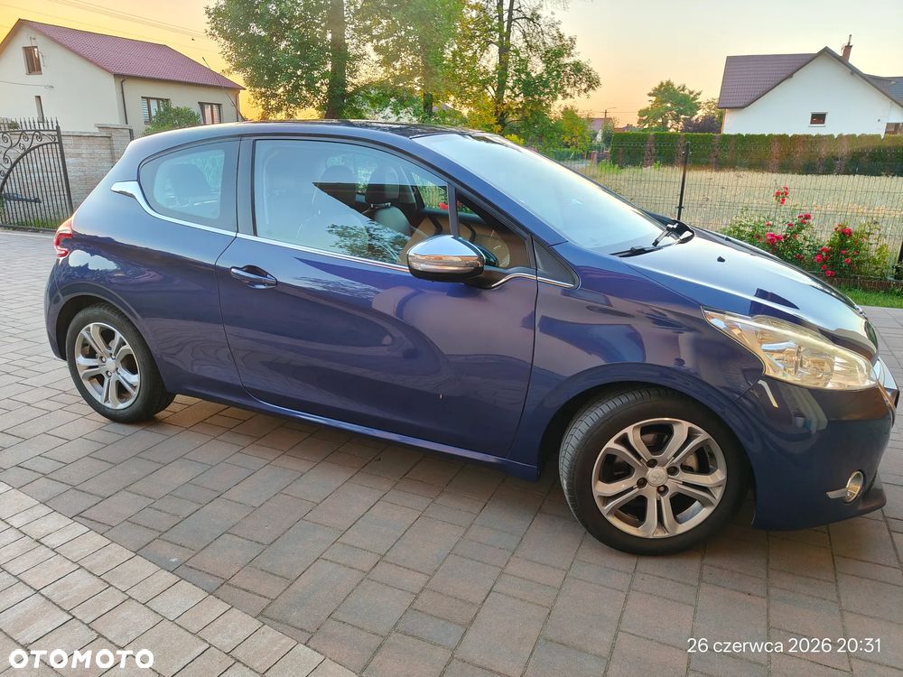 Peugeot 208 1.4 VTi Active - 12