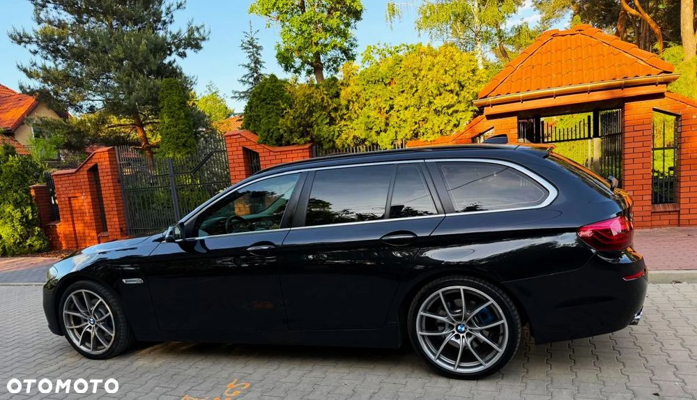 BMW Seria 5 520d xDrive - 33