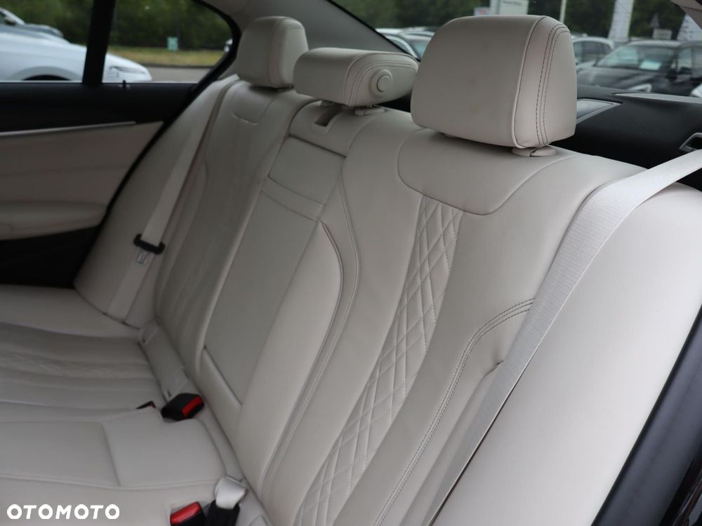 BMW Seria 5 - 9