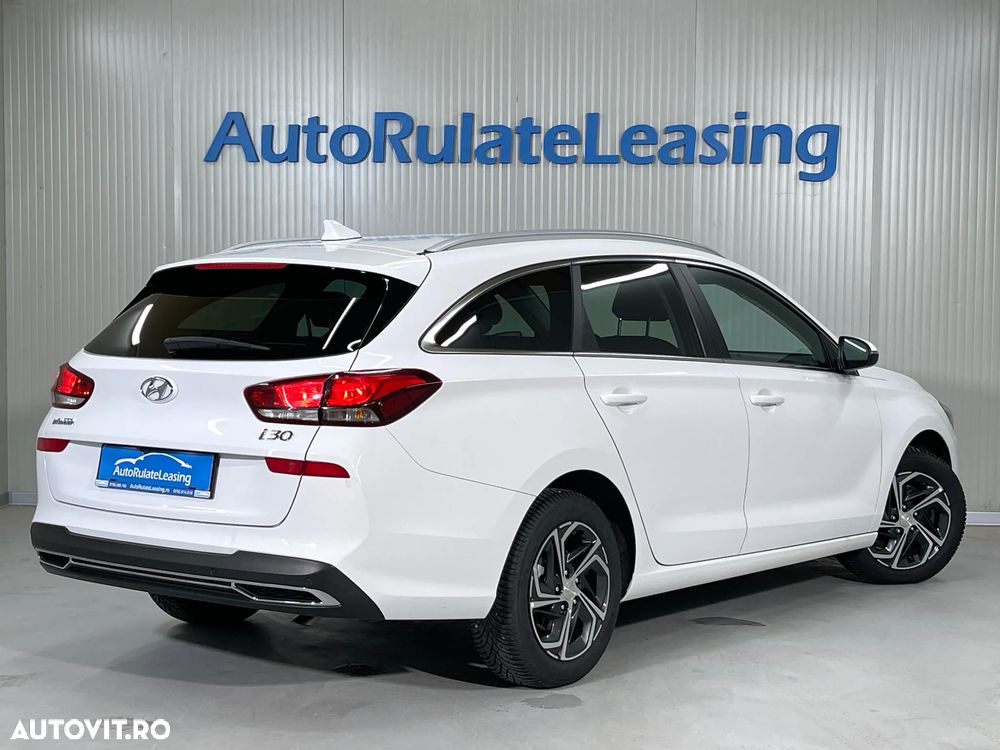 Hyundai i30 1.5 110CP M/T Highway - 4
