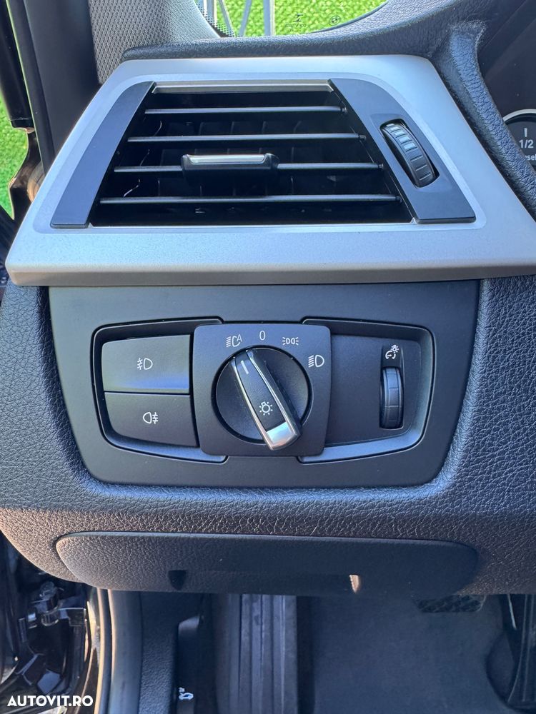 BMW Seria 3 320d Aut. Efficient Dynamics Edition - 14