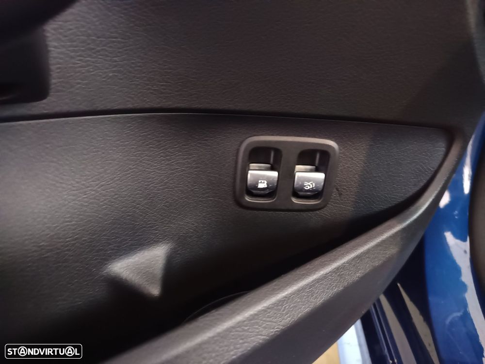 Mercedes-Benz C 300 e 9G-TRONIC AMG Line - 48