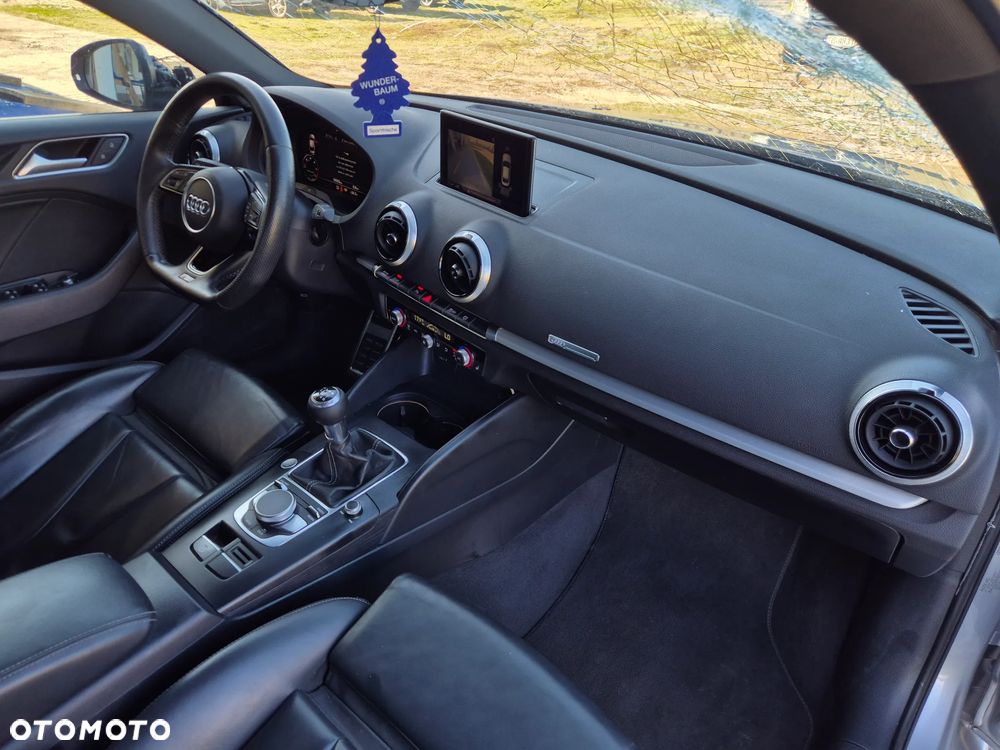 Audi A3 Limousine 1.6 TDI design - 18